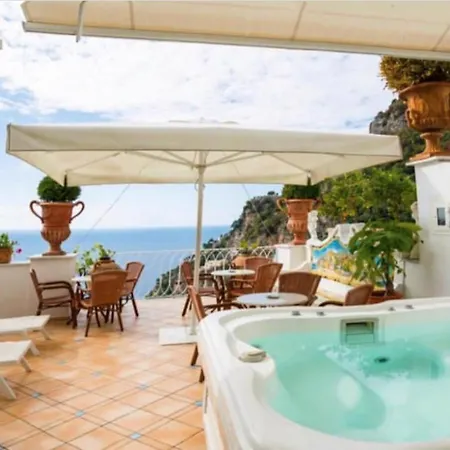 Ξενοδοχείο Palazzo Marzoli Charme - Small Luxury